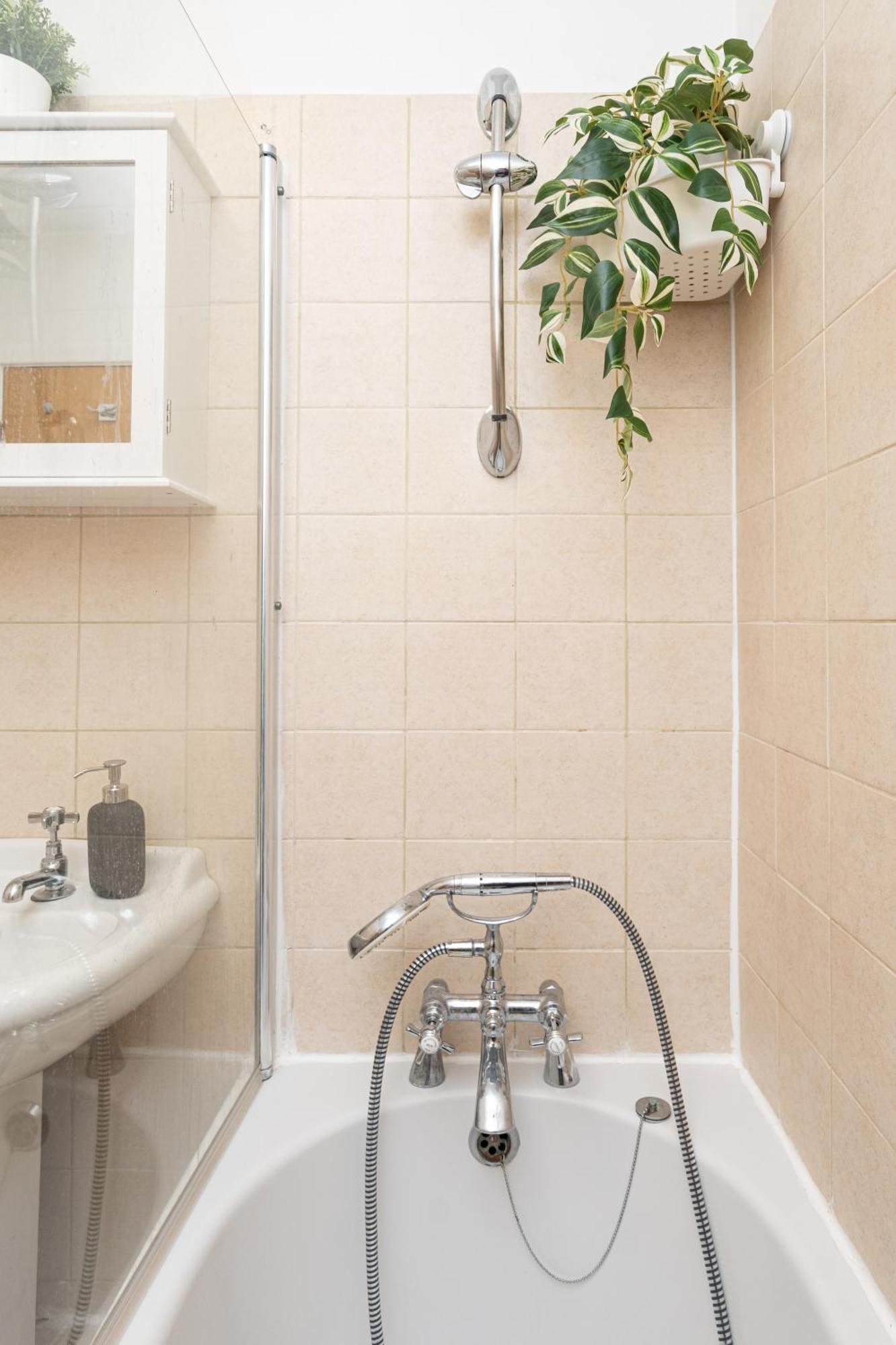 Apartment In Elephant & Castle With Parking لندن المظهر الخارجي الصورة